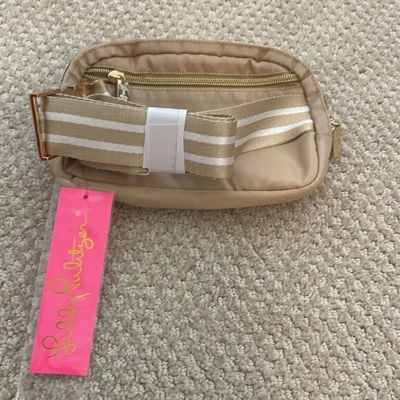 COPY - NWT Lilly Pulitzer Jeanie Belt Bag - Picture 3 of 4